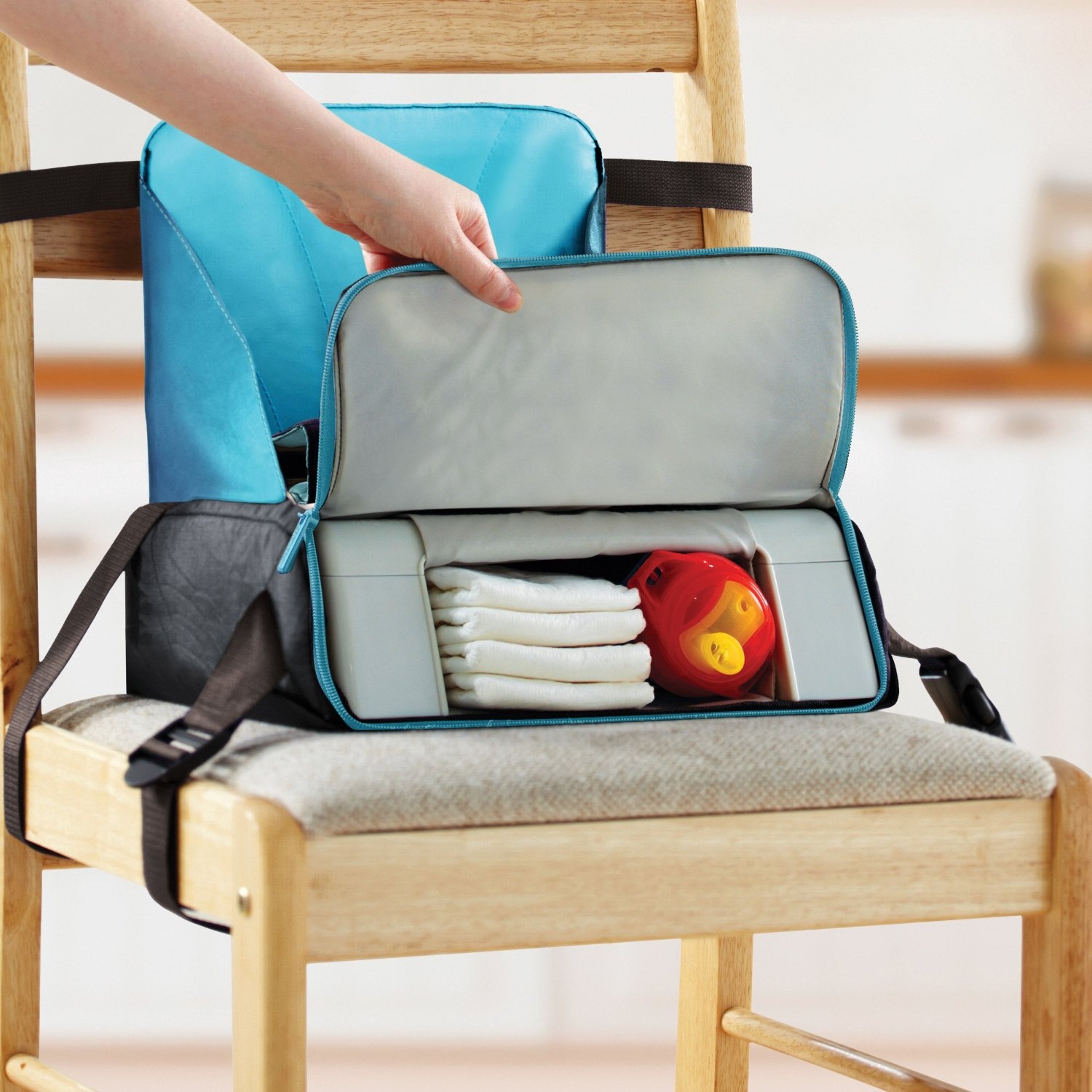 munchkin travel booster seat